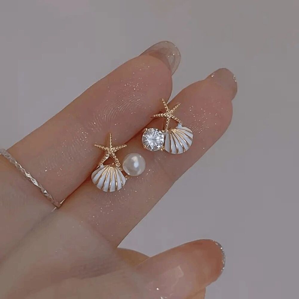 GOLD STARFISH WHITE SHELL DIAMOND PEARL EARRINGS